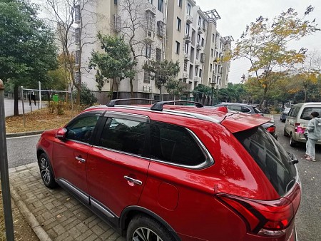 Barras Portaequipajes OEM  MITSUBISHI OUTLANDER 2016 UP